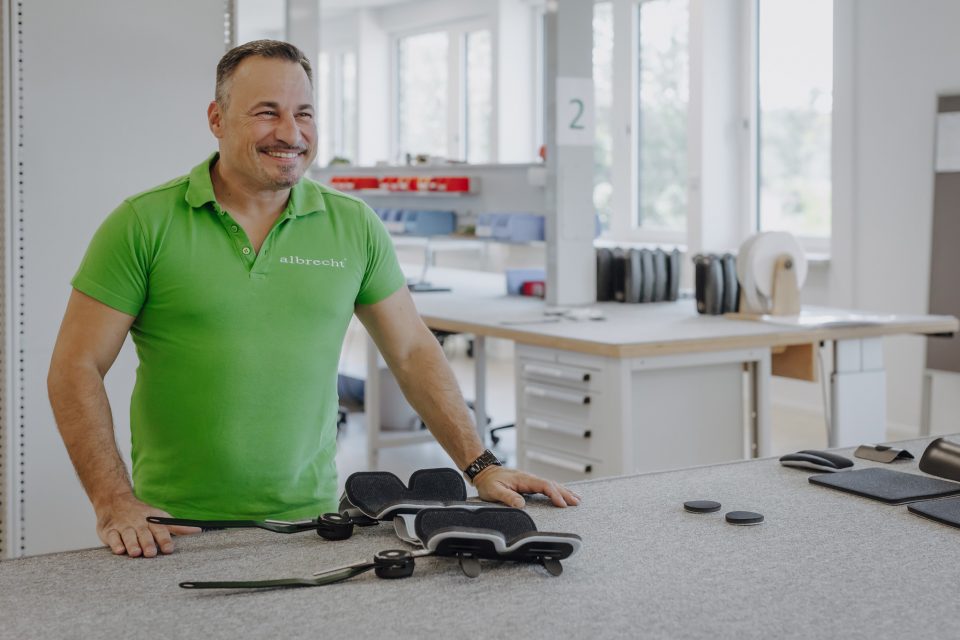 Mitarbeiter Produktion in Vollzeit albrecht GmbH